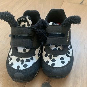Reebok Dalmatian Toddler Girl Sneakers, Size T6